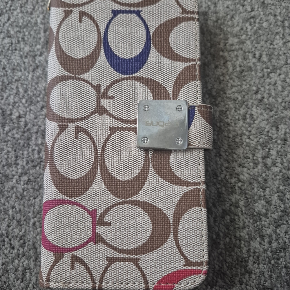 Iphone 14 Elegant Brown and Pink Patterned Phone Case